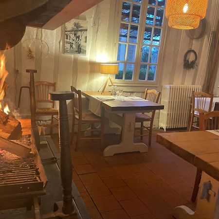 Hotel Et Restaurant Traditionnel L' Escalandes Lesperon エクステリア 写真