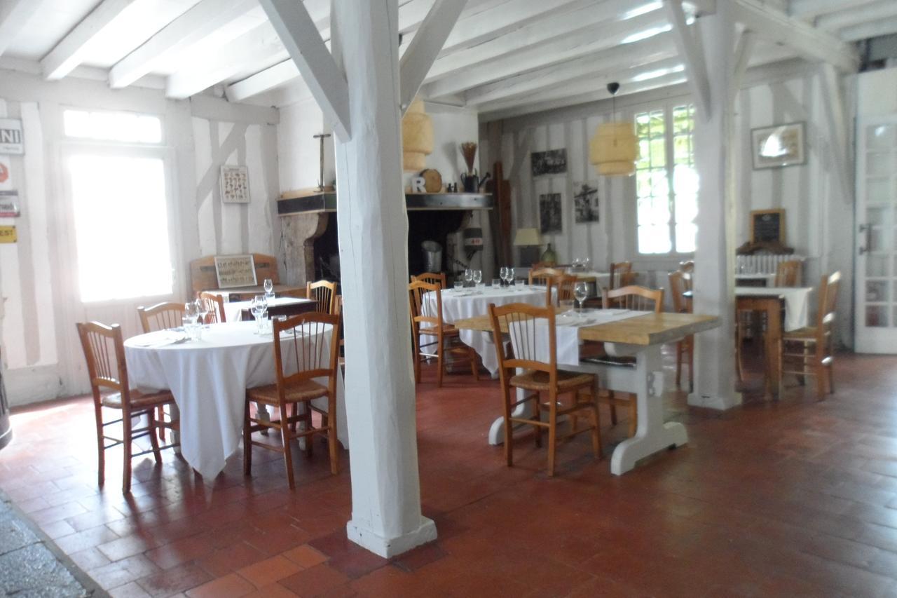 Hotel Et Restaurant Traditionnel L' Escalandes Lesperon エクステリア 写真